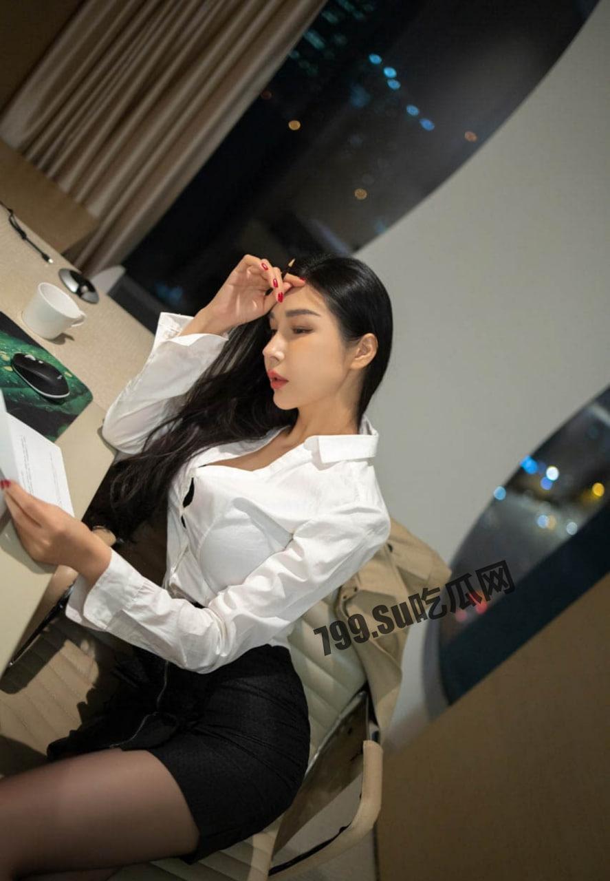 网红 重磅福利私房售价200元大作 秀人网网红 田冰冰 大尺度作品+土豪约啪视频-5